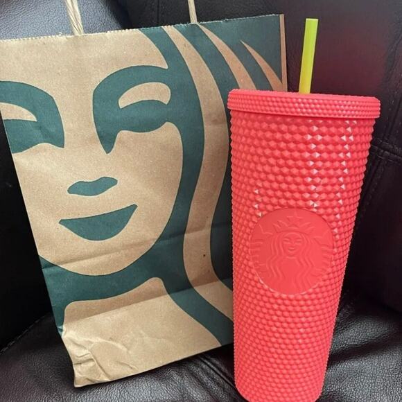 Starbucks PINK DRAGONFRUIT Studded Bling Cold Cup- Venti/24oz -Summer 2022 -NEW! - Picture 1 of 2